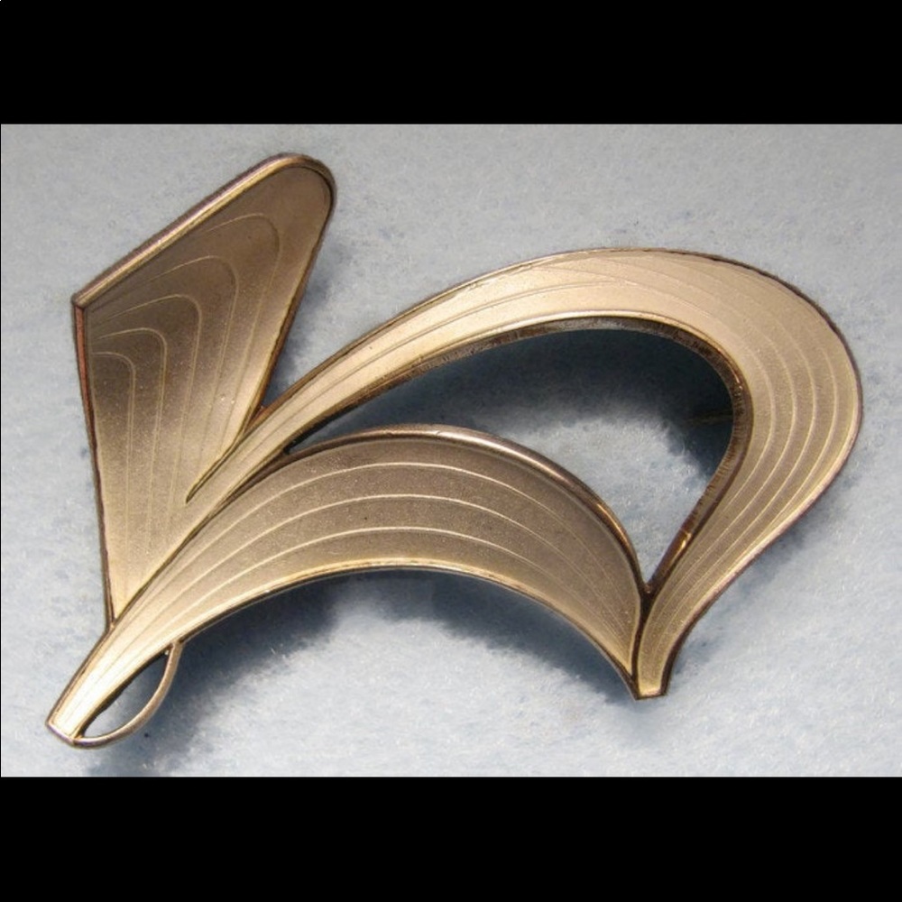 Vintage IVAR HOLTE NORWAY sterling white guilloche pin/brooch